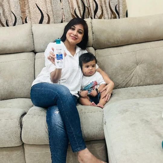 Instagram post by @indianmommie for Himalaya Babycare. Caption reads: ❤❤
@himalaya.babycare lotion is keeping my babys....