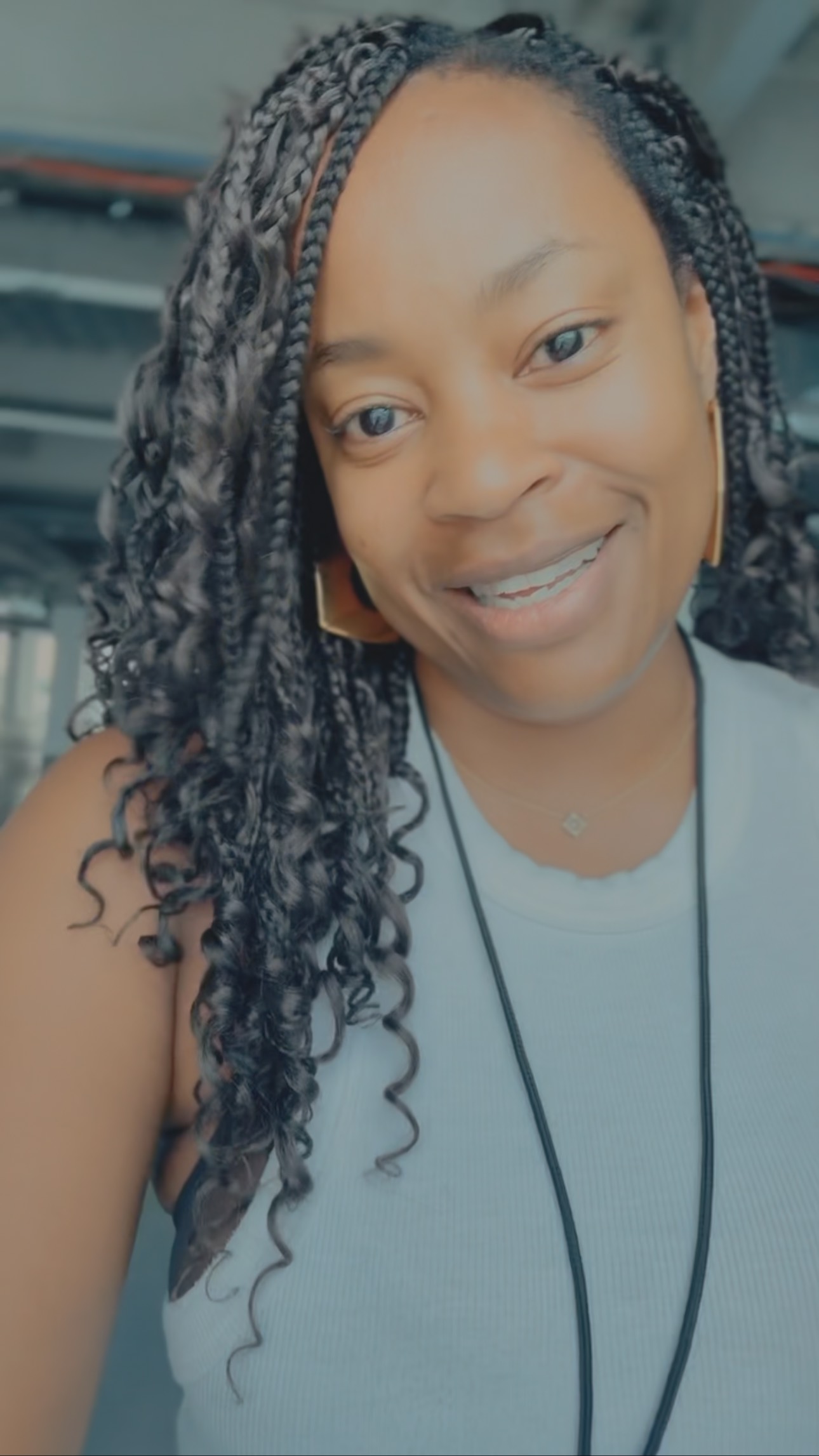 Instagram post by @noellescaggs for Spotify for Artists. Caption reads: Now a word from our sponsor 💋💋💋 #blessthedj.