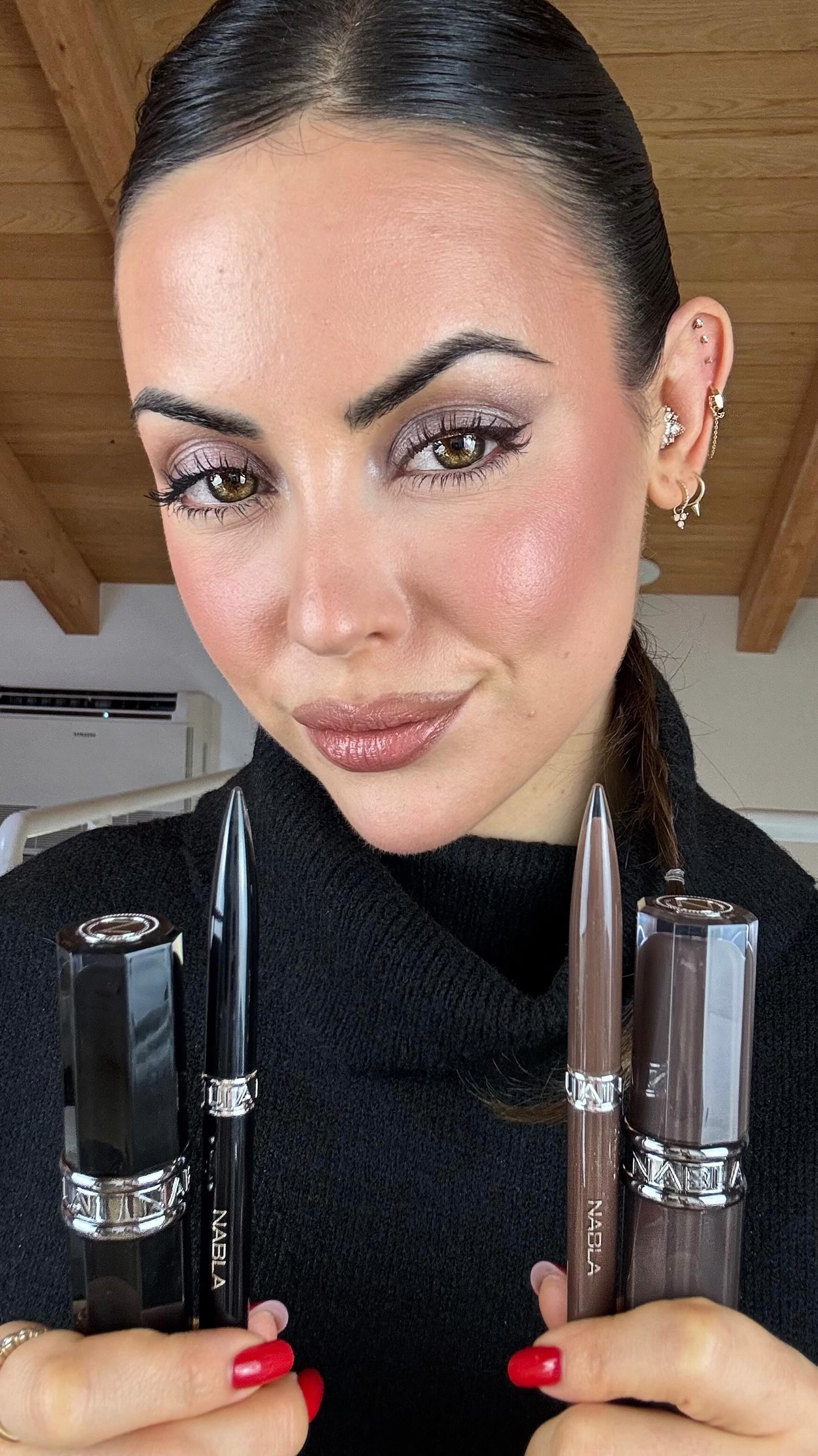 Instagram post by @giuliasinesi for NABLA Cosmetics. Caption reads: Beyond Bold Mascara™️ + True Signature Eyeliner in....