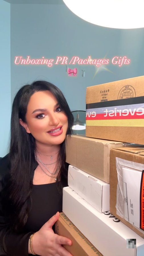 Instagram post by @serenaa_vlogs for Everist. Caption reads: [...] @miguhara_global @tartecosmetics....