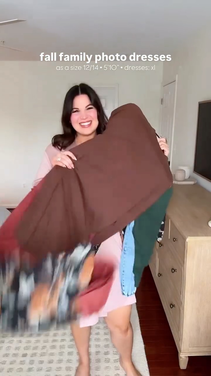 Instagram post by @kelly_elizabethxo for Baltic Born. Caption reads: Midsize fall family photo dresses from....