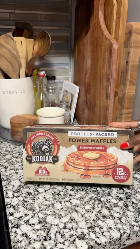Instagram post by @naomirkennington for Kodiak Cakes. Caption reads: [...] enter the Kodiak x Tovala giveaway!....