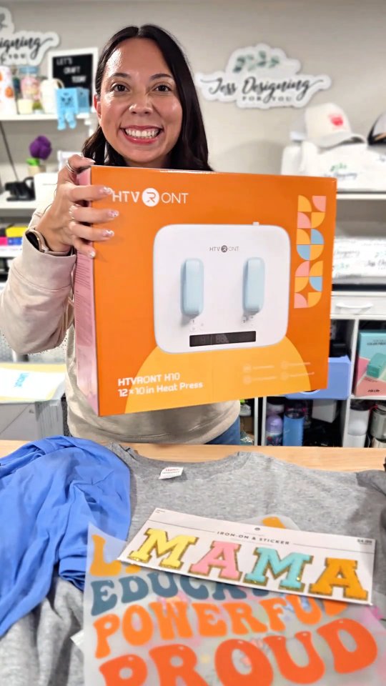 Instagram post by @jessdesigningforyou for HTVRONT. Caption reads: My new go-to manual press 💕

 The HTVRONT H10....