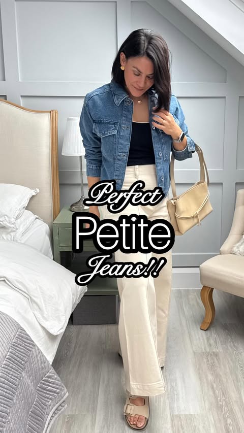 Instagram post by @oh.my.style_ for Katie Loxton. Caption reads: [...] size XS M&S sandals Bag and jewellery Katie....