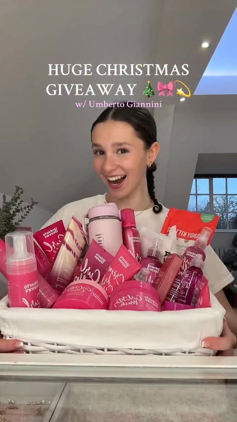 Instagram post by @miiablloom for UMBERTO GIANNINI. Caption reads: WIN A BURR BASKET 🧺💖

I’ve teamed up with....
