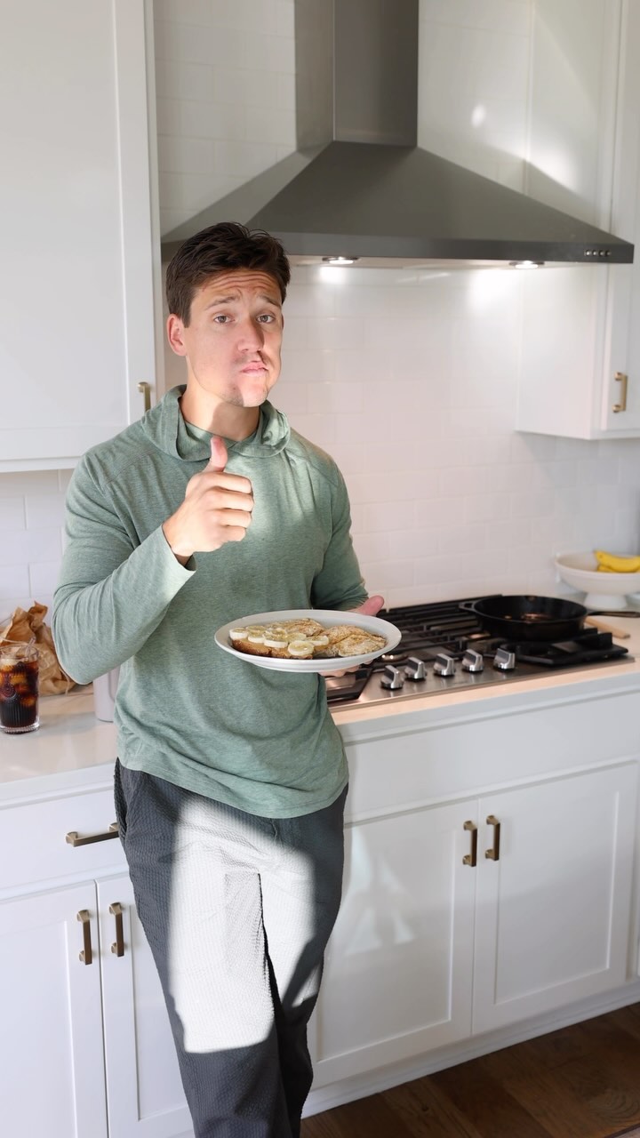 Instagram post by @zach_webber_ for Blue Apron. Caption reads: What I eat in a day - 180g of protein #ad

- First....