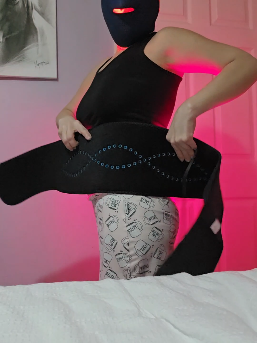 TikTok post by @kely6941 for Lifepro Fitness. Caption reads: RED LIGHT THERAPY BELT @LifeproUSA....