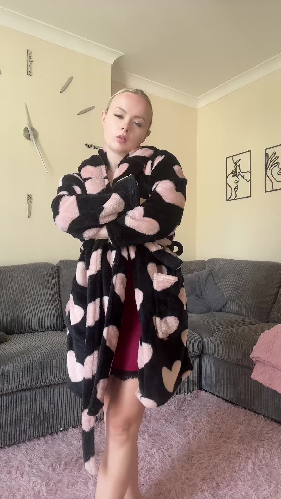 TikTok post by @tiamariee0 for AvidLove. Caption reads: [...] obsessed with this summer dress 😍🥰....
