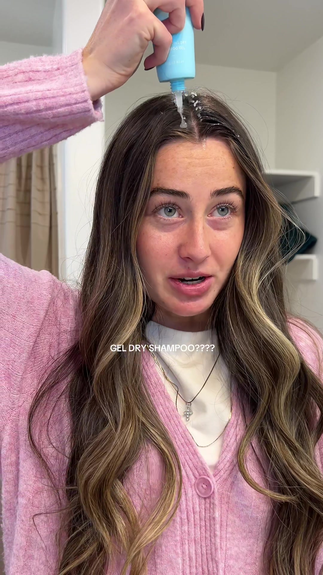 TikTok post by @kennedy_berry for AMAXY Beauty. Caption reads: [...] @AMAXY Haircares #geldryshampoo #amaxybeauty....