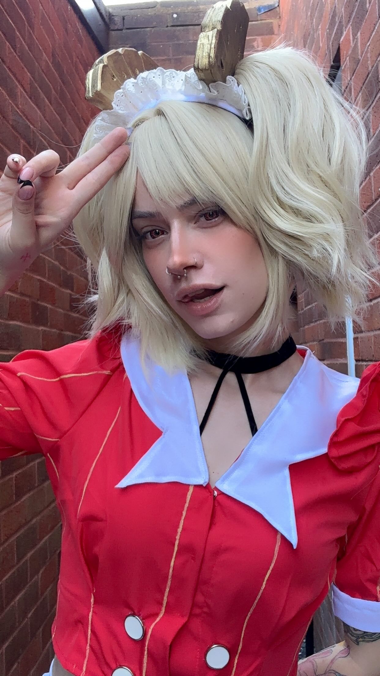 Instagram post by @f.ukuro for Zenless Zone Zero. Caption reads: [...] 120 Tooley St, SE1 2TH #zzzero....