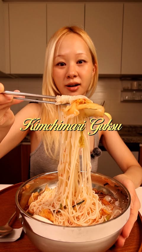 Instagram post by @blondekimchi_ for Bibigo. Caption reads: [...] · 4 tbsp pre-sliced kimchi (strained) ·....