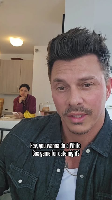 Instagram post by @kennybraasch10 for Gametime. Caption reads: [...] I guess) 😀 Either way I always use....