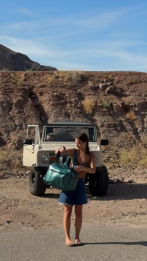 Instagram post by @isabellarawlingss for CALPAK. Caption reads: [...] with a weekend in the desert 🌵 ft. my....