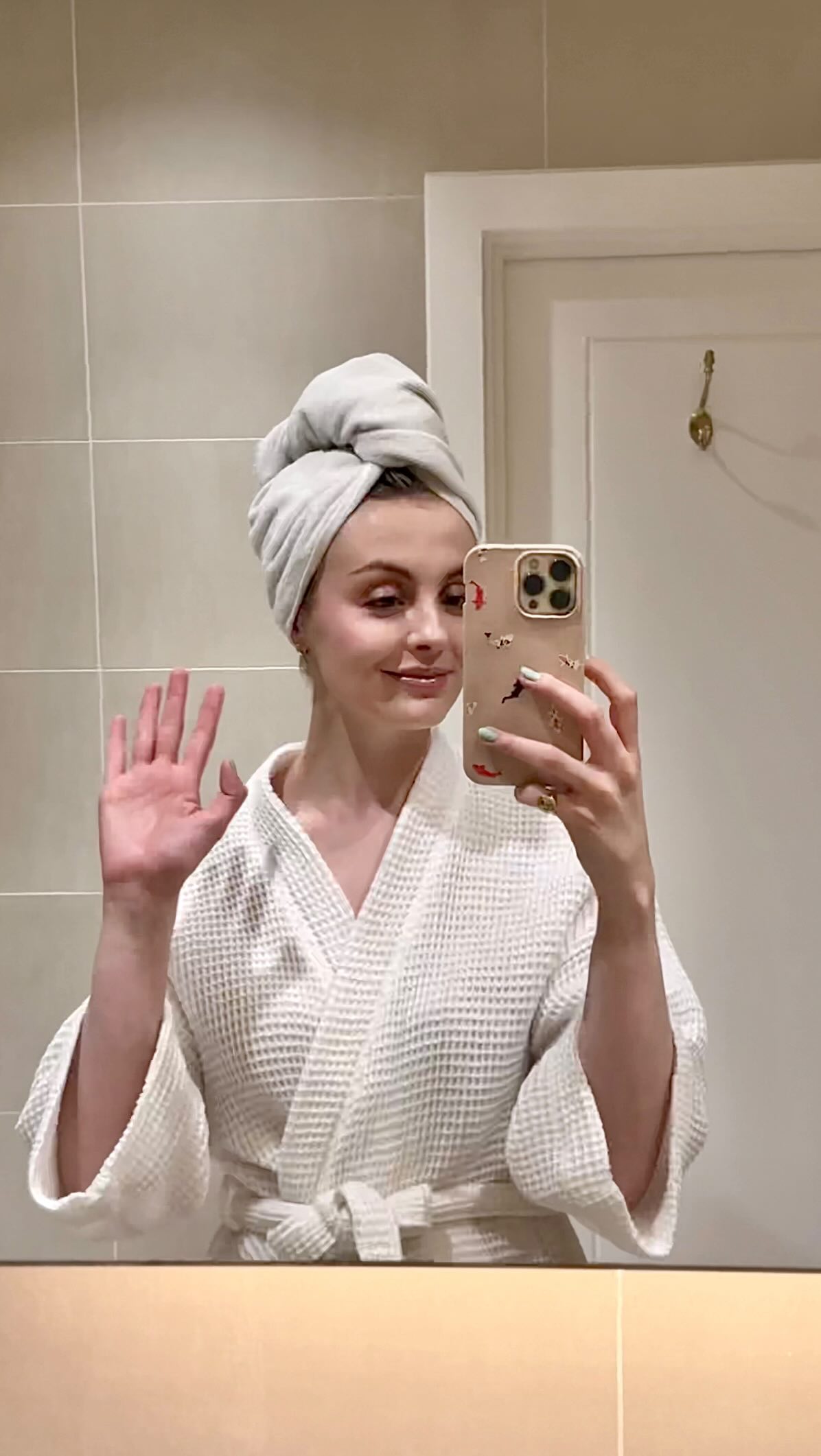 Instagram post by @theoliviasaurusrex for Piglet in Bed. Caption reads: [...] these new @wallowbypiglet products by....