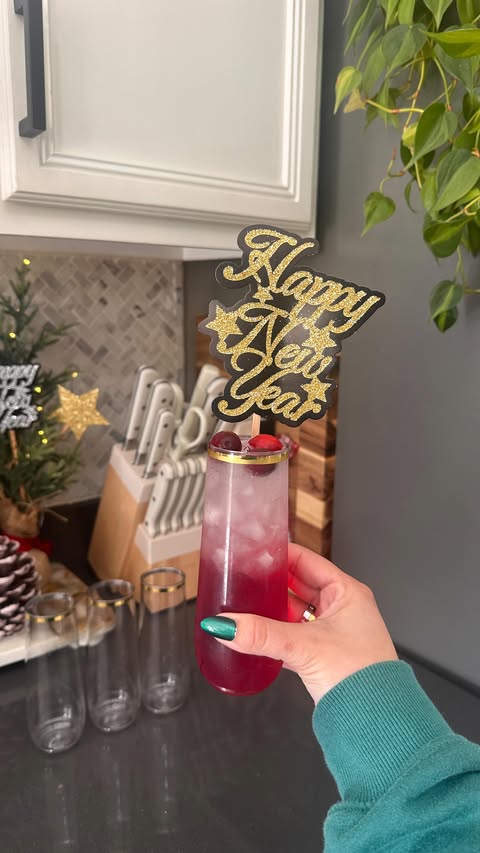 Instagram post by @dreaaa_perez11 for Tossware. Caption reads: [...] a fresh start 🥂✨ cranberry mocktails +....
