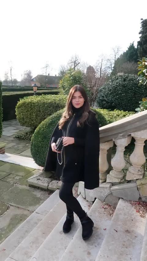 Instagram post by @laurengracelife for FAIRFAX & FAVOR. Caption reads: Ad I think Amanda Woods would approve of head to....