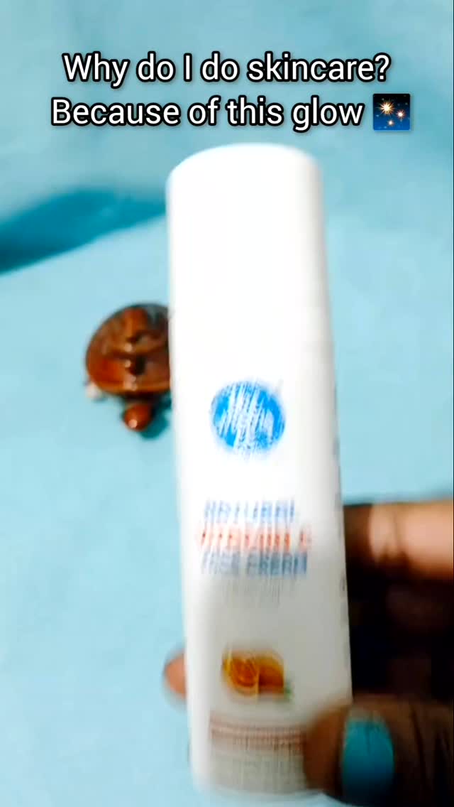 Instagram post by @pinky.o22o for The Good Creator Co.. Caption reads: Skincare with The Moms Co. = glow! ✨ My skin feels....