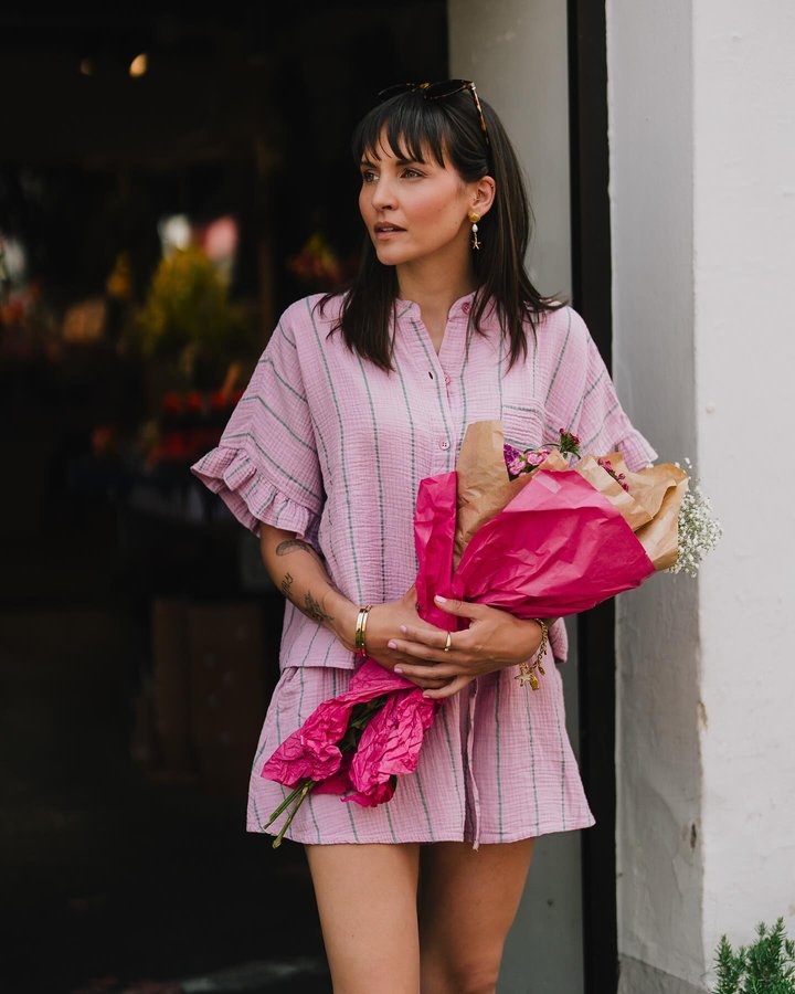 Instagram post by @melanies.blog for SASSYCLASSY. Caption reads: @melanies.blog x @sassyclassy IS LIVE NOW! ⚡️....