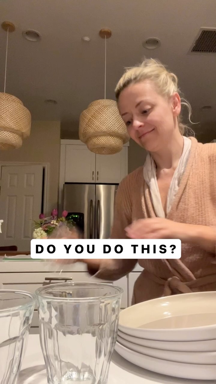 Instagram post by @kelseynixon for Cascade. Caption reads: Anyone else do this? 🧼 

LAST thing you do before....