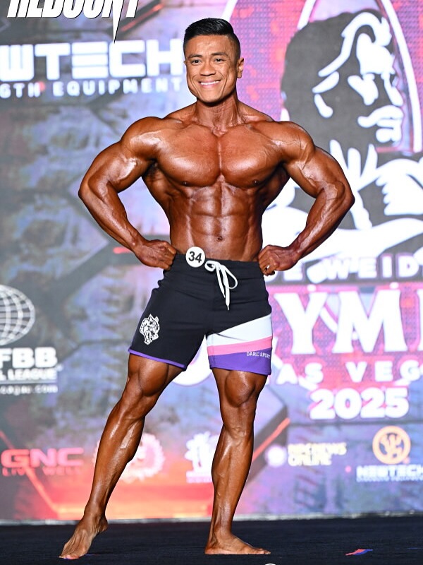 Instagram post by @jhuyner16 for Evogen Nutrition. Caption reads: [...] And to my sponsors — @darcsport....