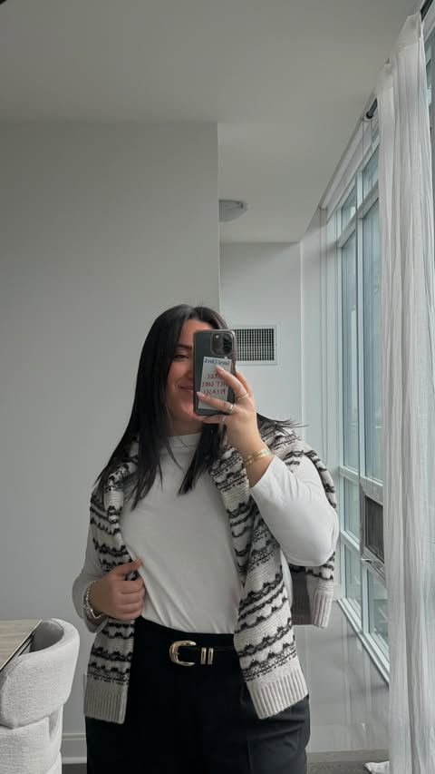 Instagram post by @raquelbenitah for Penningtons. Caption reads: the most gorgeous winter looks from @penningtons .....