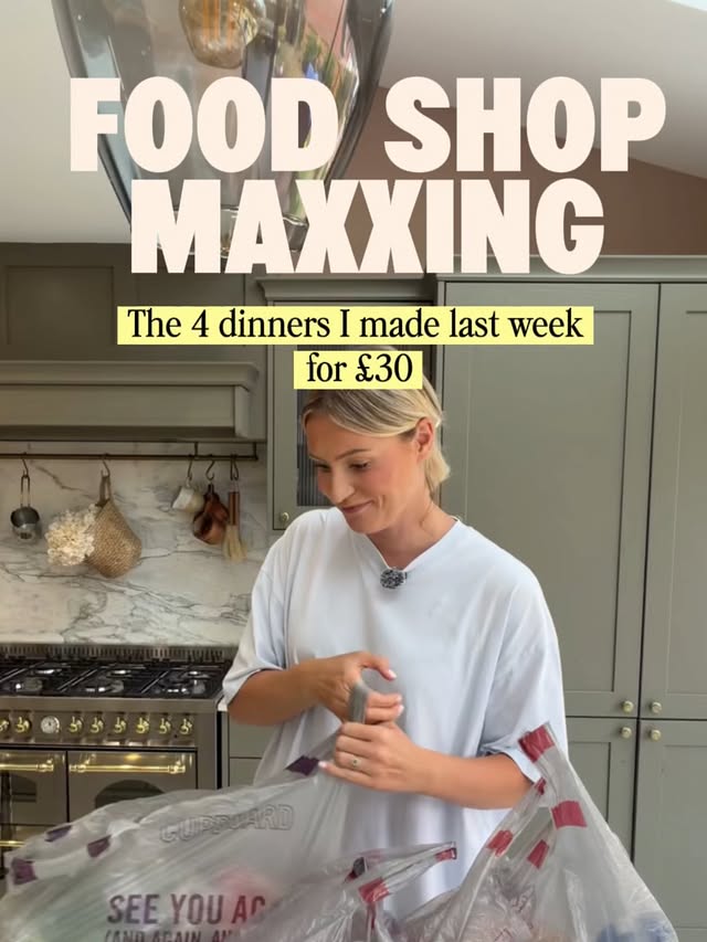 Instagram post by @cardiff.mum for Ocado. Caption reads: [...] 25/30 quid. 😂 I got everything from....