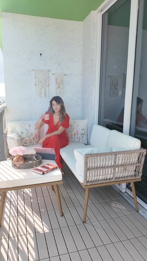 Instagram post by an influencer for Yitahome US. Caption reads: [...] balcony setup. @yitahome.us #YitahomeUS....
