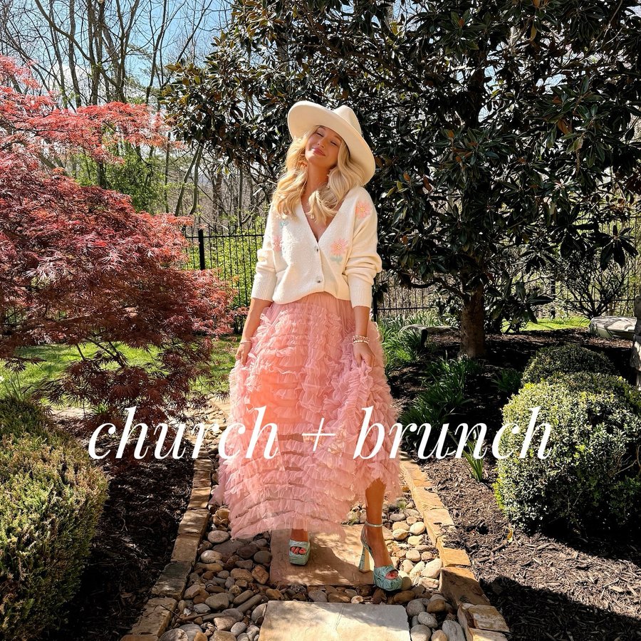 Instagram post by @peyton.baxter for Red Dress. Caption reads: SPRING STYLE GUIDE 🌸👗
which is your....