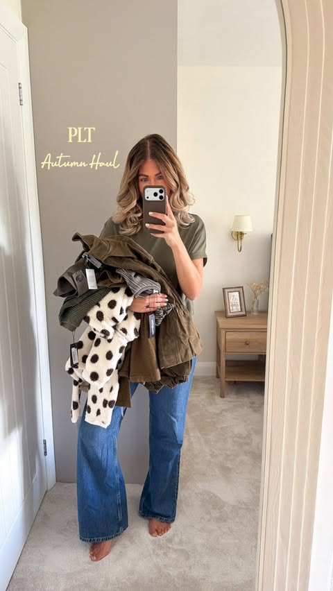 Instagram post by @kirstyannemarr for PrettyLittleThing. Caption reads: [...] gorgeous pieces here!! I feel like....