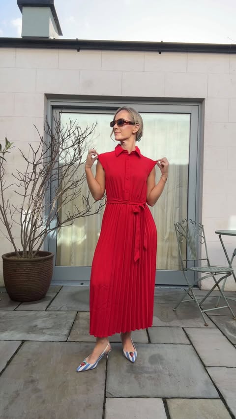 Instagram post by @sarahbattle_ for Carraig Donn. Caption reads: #ad - Fave picks from @carraig_donn Stepped....