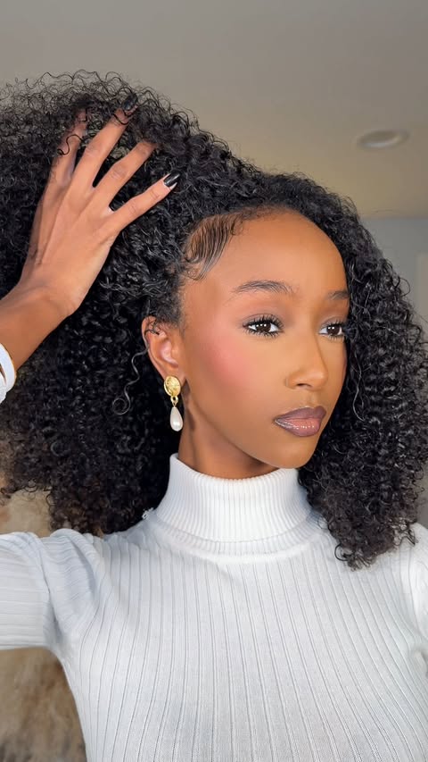 Instagram post by @bethermias for Curlsqueen. Caption reads: [...] me every time🧖🏽‍♀️ these are from....