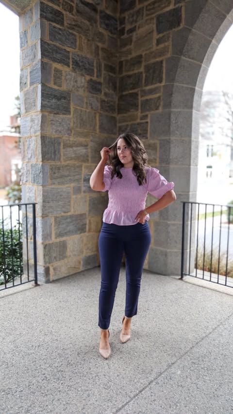 Instagram post by @bougie_cheapskate for Old Navy. Caption reads: ~ Old Navy 40% Off Sale ~
•
@oldnavy is currently....