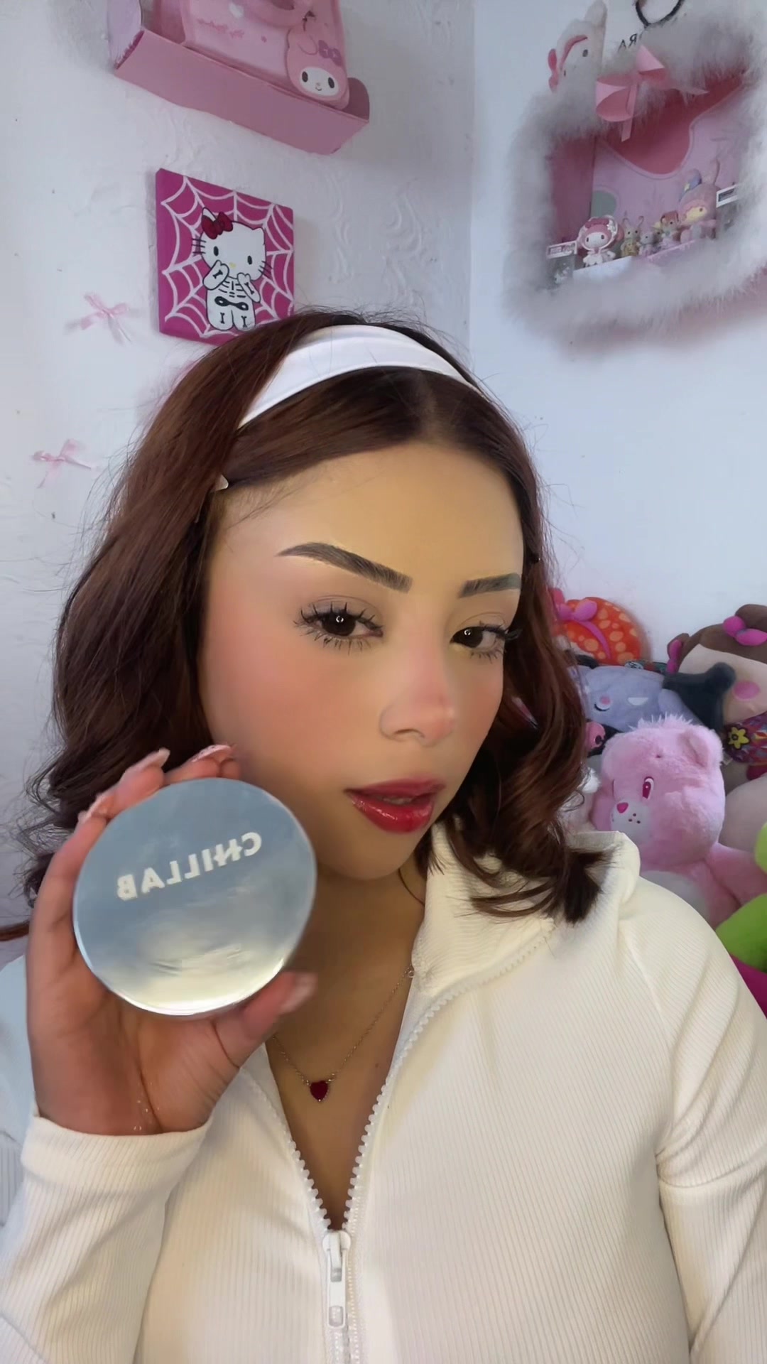 TikTok post by @meli.hary for Chillab. Caption reads: El mejor me encanta💜🥳 @CHILLAB MX #fyp #parati....