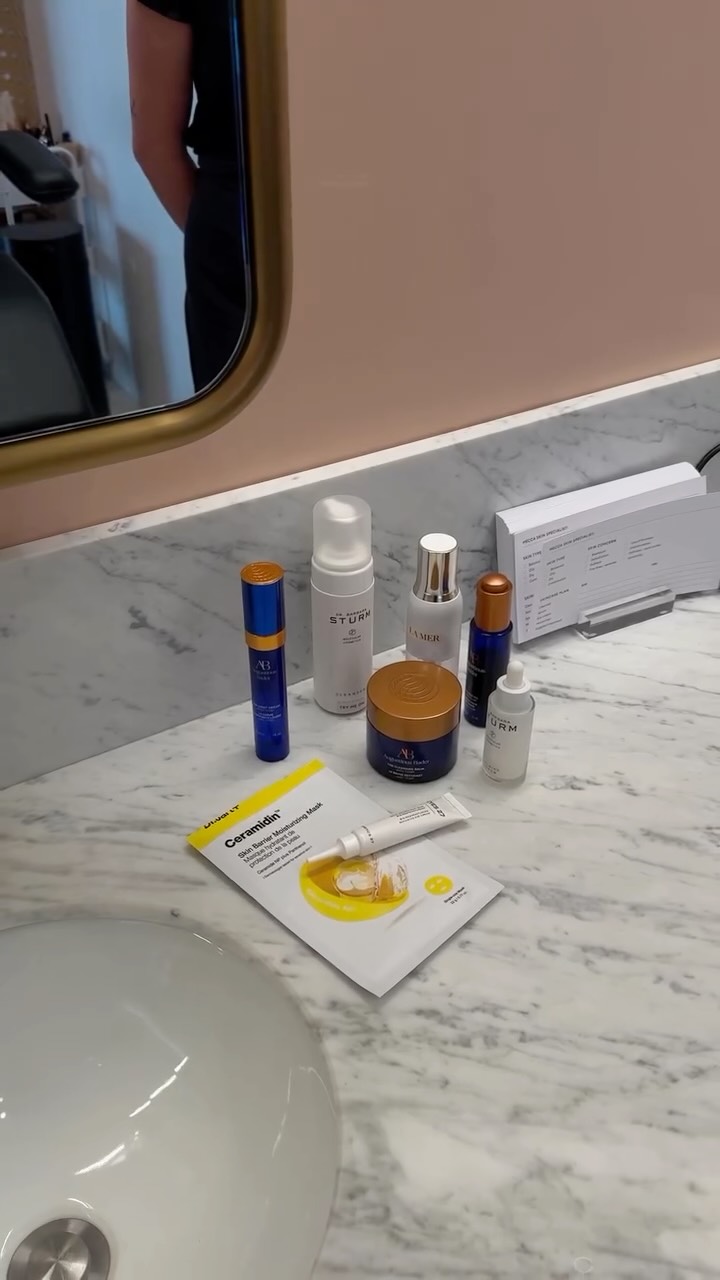 Instagram post by @danni___duncan for MECCA. Caption reads: Being childfree has its perks….like spontaneous....