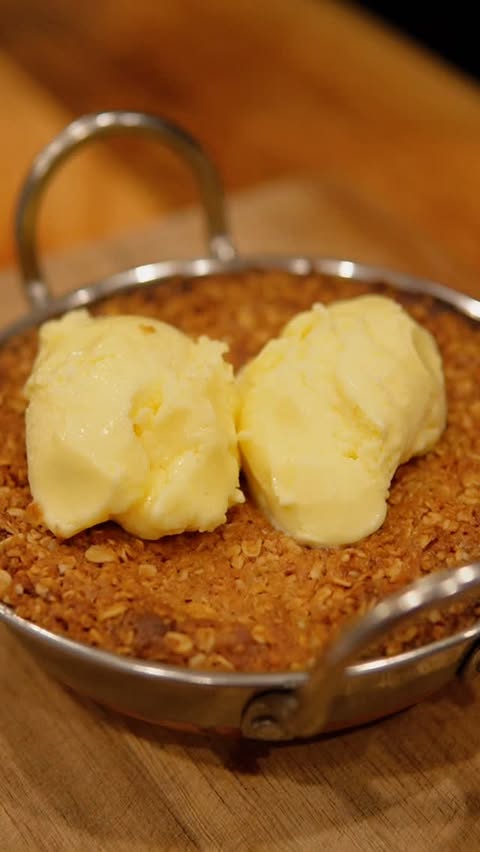 Instagram post by @rhysgard for Cuisinart. Caption reads: Aussie Pub Grub Episode 56: Apple Crumble &....