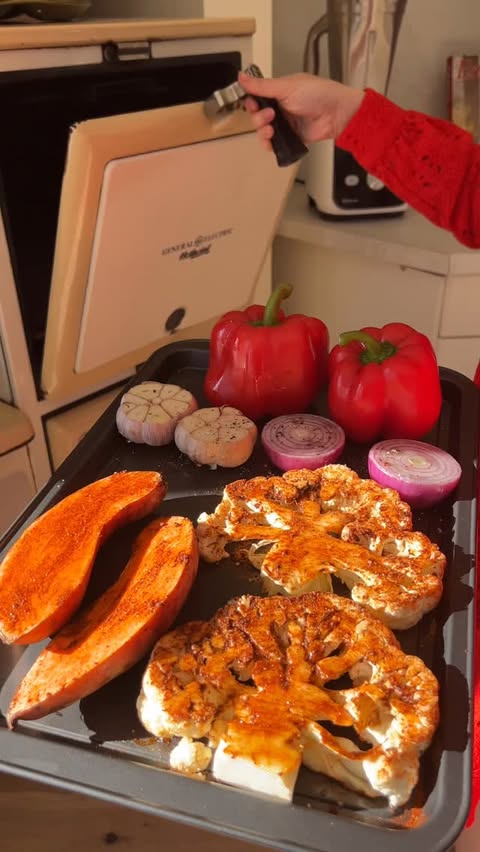 Instagram post by @plantyou for Vitamix. Caption reads: [...] made with the most powerful blender,....