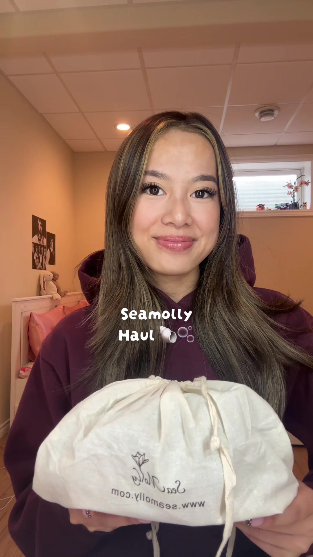 TikTok post by @sparklyysarah for Seamolly. Caption reads: [...] on the website!! (link in bio) #seamolly....