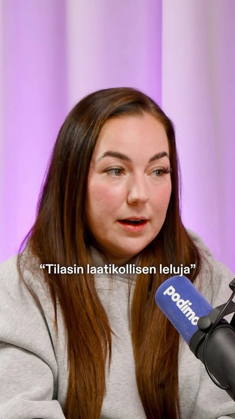 Instagram post by @kotimatka for Paritellen. Caption reads: Mainos oma podi @podimo_fi 💜 Desire saapui....