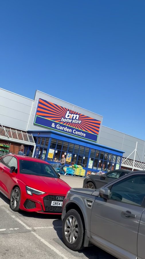 Instagram post by @itsfreddienoah for Parents. Caption reads: AD- Pampers Deal 
Come with me to B&M 🛍️ 
Did you....