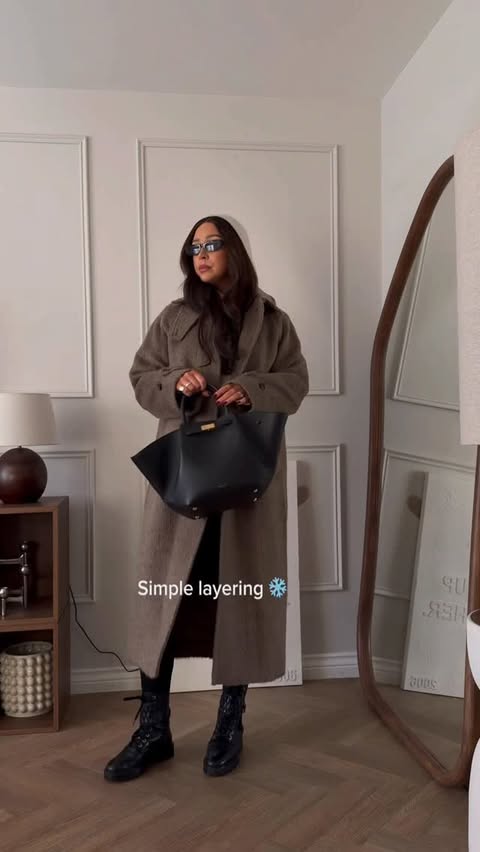 Instagram post by @sensational_seven for ARKET. Caption reads: [...] simple layers. Wearing a full look from....