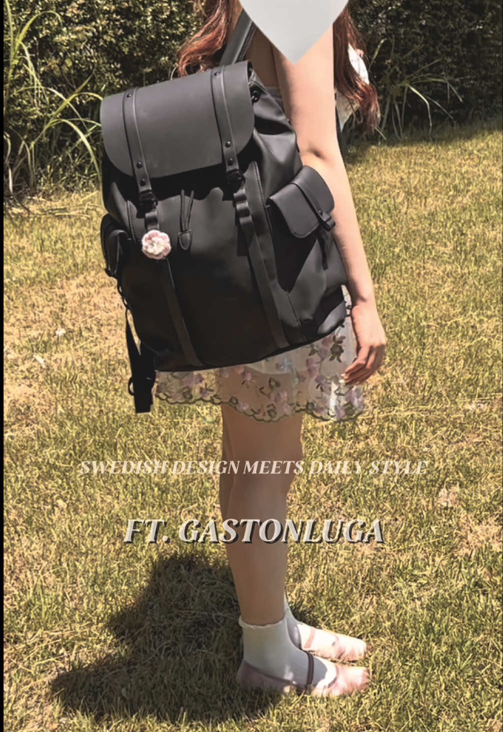 TikTok post by @jimi___88 for Gaston Luga. Caption reads: 仕事も旅行もこれひとつで🐕🎀 上品なデザイン×抜群の利便性....