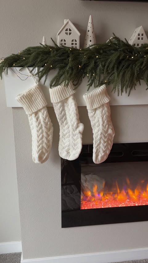 Instagram post by @bri.petersenn for TAVI. Caption reads: [...] the season for cute activewear ✨ Shop....