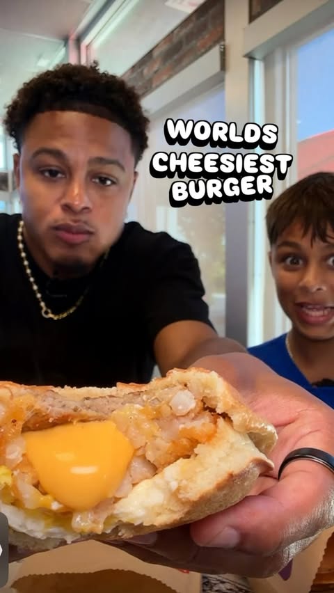 Instagram post by @nesimento for Jack in the Box. Caption reads: [...] Trying the New Cosmic Cheeseburger....
