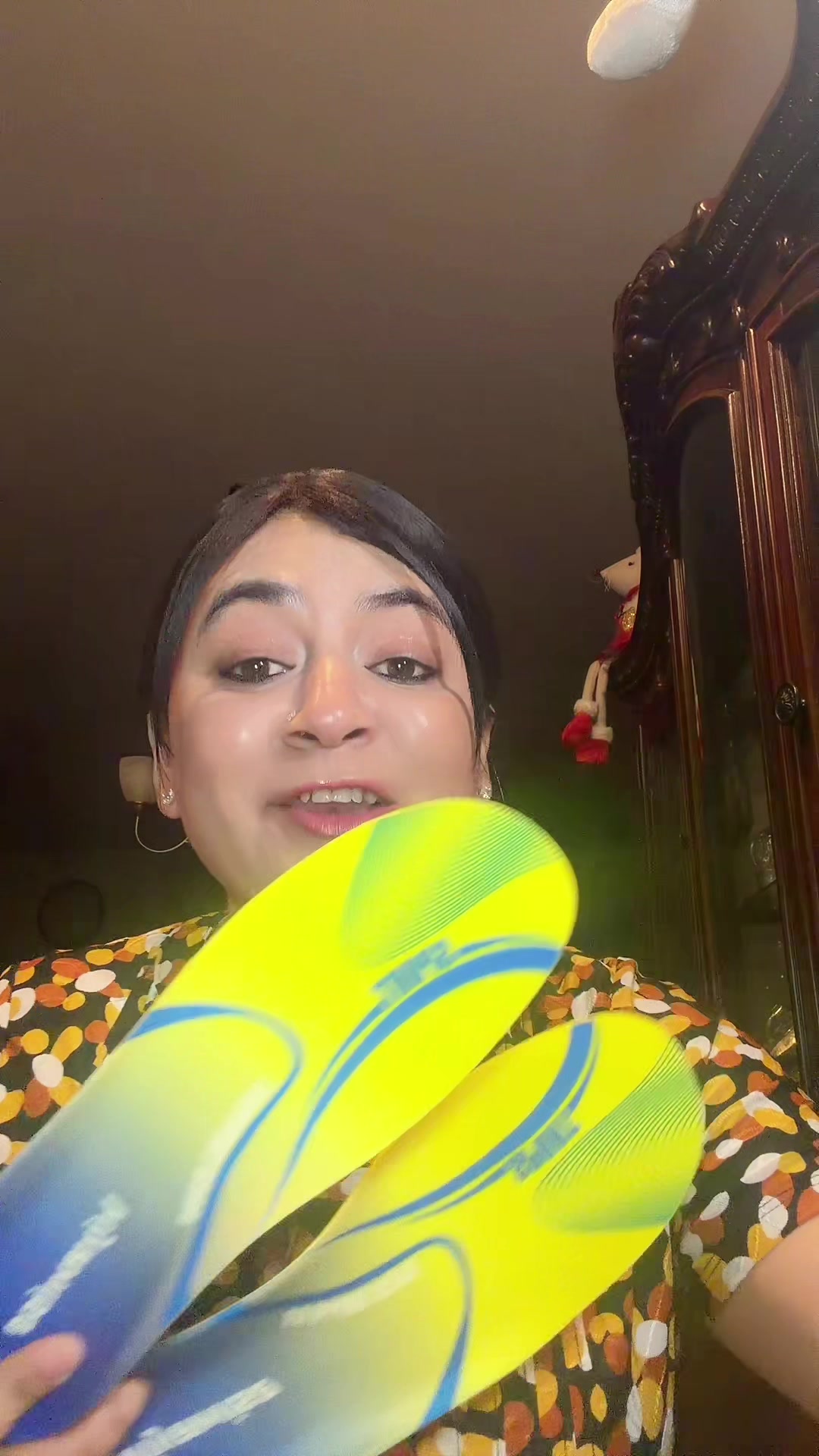 TikTok post by @sajanak123 for Viyawise US. Caption reads: [...] into most shoes for everyday....
