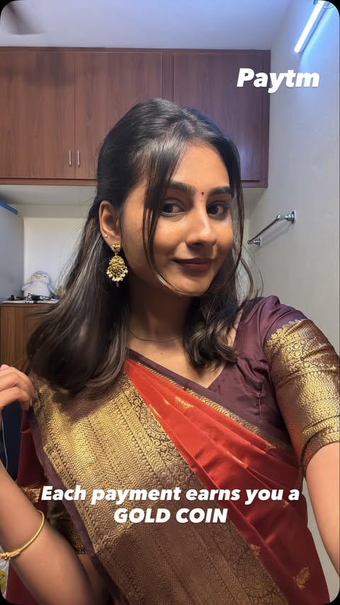 Instagram post by @hariprya__ for Paytm. Caption reads: Make every payment golden with @paytm ✔️
For this....