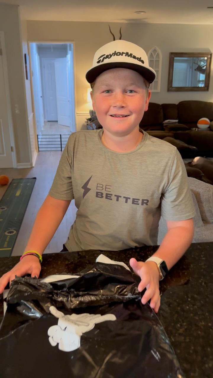 Instagram post by @brantley_lott_golf for Sunday Swagger. Caption reads: I GOT A PACKAGE!!! Thanks @sundayswagger !  These....