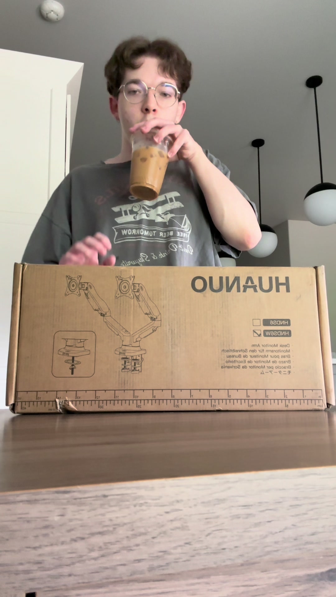 TikTok post by @jackcashew for HUANUO. Caption reads: [...] can't imagine my setup without this @HUANUO....