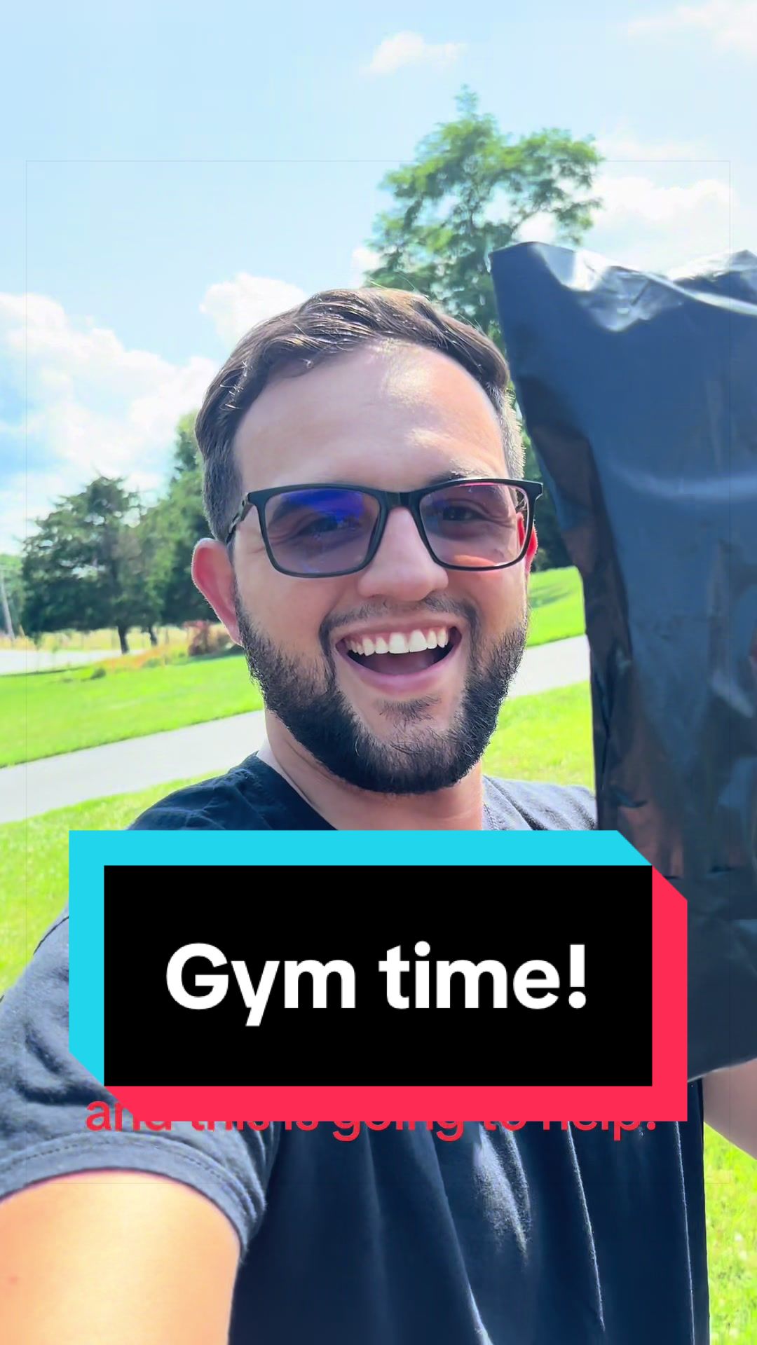 TikTok post by @profebrayner for Gymreapers. Caption reads: Loving my lifting straps from @Gymreapers #viral....