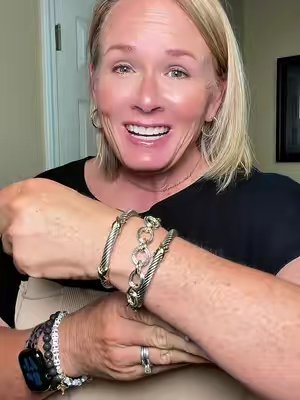 TikTok post by @kelleylivinglife for Aprilery Jewelry-US. Caption reads: @Aprilery Jewelry-US #jewelry #mixedmetals....