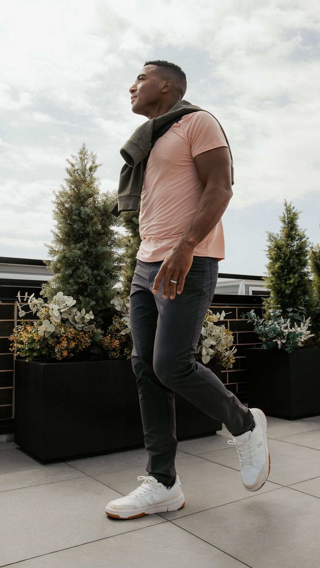 Instagram post by an influencer for VRST. Caption reads: Wear what works hard with VRST. Inspired for the....